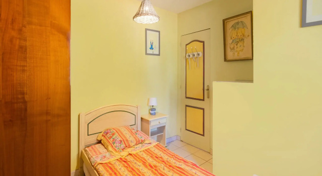 Villa in Vidauban with Pool and BBQ Terrace, Забронировать Вилла Виллы Овернь-Рона-Альпы, Вилла