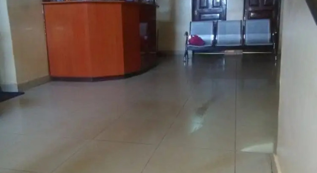 Hotel Rastopark, Boek Hotel Hotels en accommodaties in Busia, Hotel