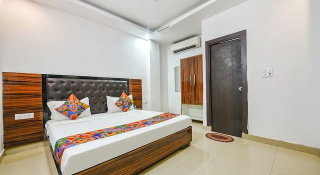 Fabhotel Glorify