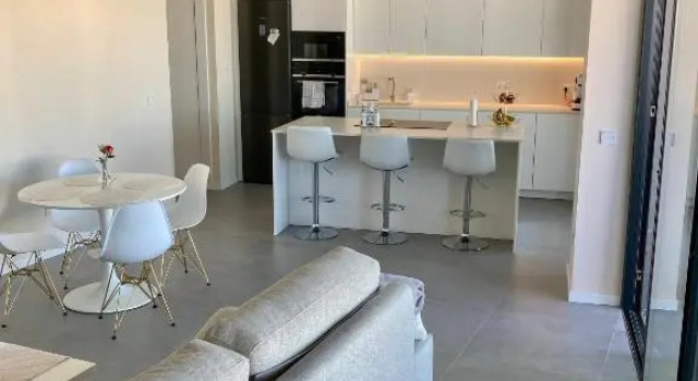The View Luxury Vacation Apartment 4