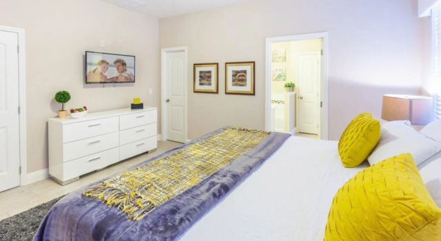 Solterra - 4404 Acorn Court