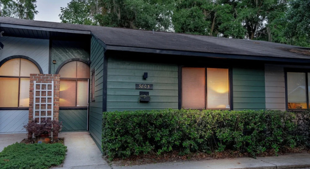 Peaceful modern and close to everything, Book Hotel 4-stjernede hoteller i Gainesville, 4*