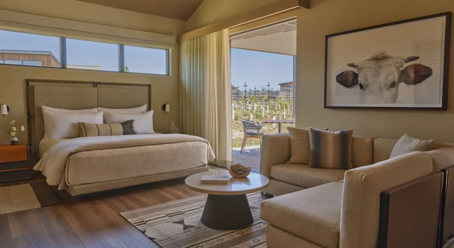 Четырёхместный люкс с 2 комнатами Stanly Ranch, Auberge Collection