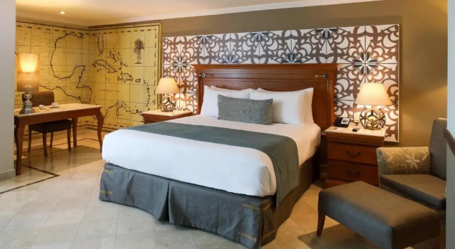 Двухместный M Club полулюкс c 1 комнатой Villahermosa Marriott Hotel