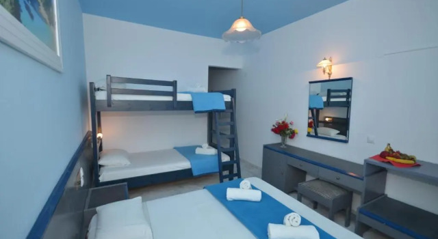 Семейный номер Standard с видом на море Hotel Elena Ermones