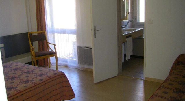 Номер Comfort Hôtel Urbain V