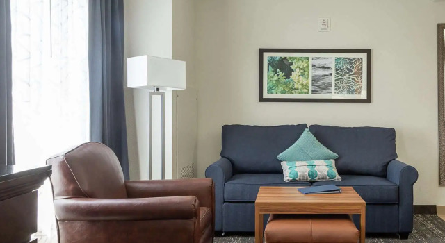 Люкс Accessible Homewood Suites by Hilton Miami - Airport West