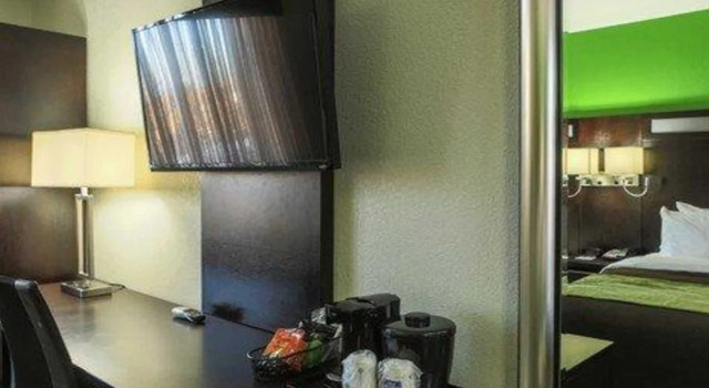 Comfort Inn Brooklyn City Center, Забронировать Отель Отели Нью-Йоркской агломерации с завтраком, Завтраки