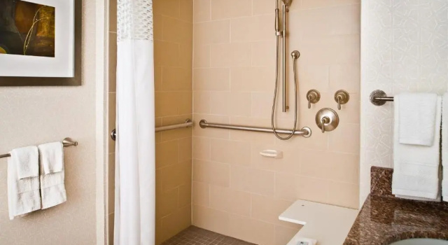 Номер Standard Hampton by Hilton Shelton
