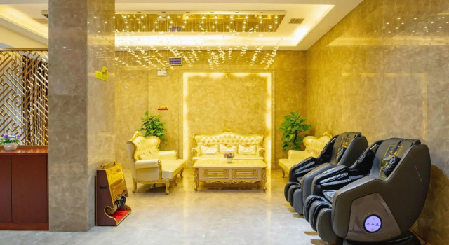 Manhattan Hotel Guilin Liangjiang Sihu Arctic Plaza