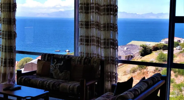 Апартаменты Penguinden - Private Villa with Sea Views