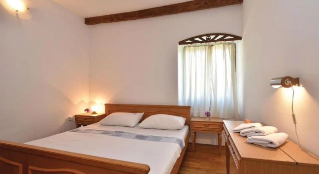 Beautiful Home in Stomorska With Wifi and 2 Bedrooms
