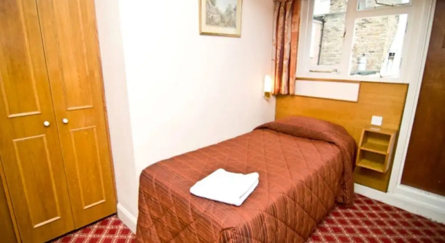 Одноместный номер Alexandra Hotel