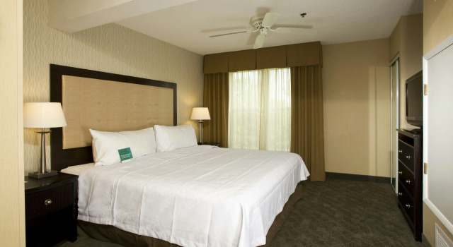 Homewood Suites by Hilton Alexandria / Pentagon South