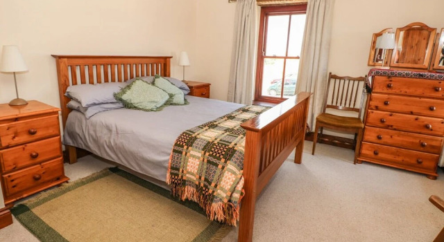 Gwryd Bach Farmhouse, Забронировать Отель Отели и гостиницы Хаверфордуэст, Отель