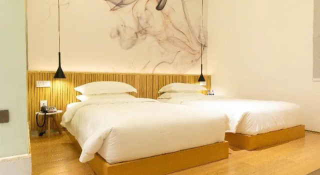 Ibis Styles Hotel (Zhuhai Huafa Shangdu), Boek Hotel Hotels in Guangdong met parkeren, Parkeren