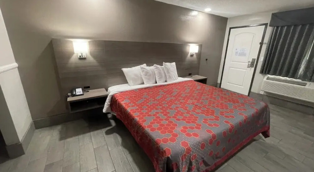 Номер Comfort SimpleStay Suites - Downtown San Bernardino
