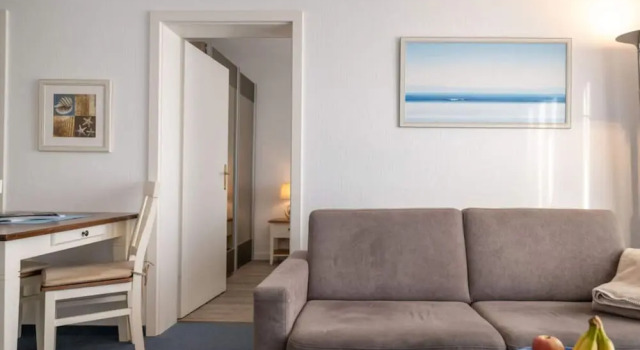 Hoppe 2 Modern Retreat