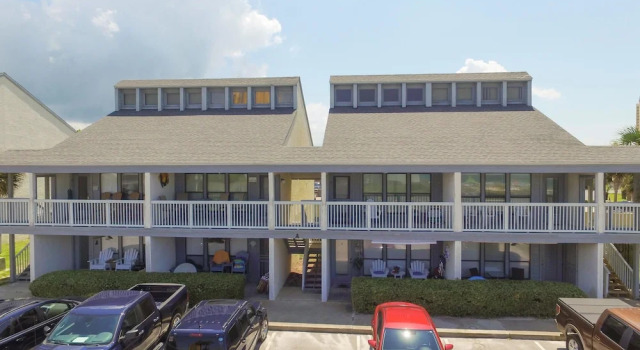 Southwind Condo Rentals by Panhandle Getaways, Varaa Huoneisto Hotellit Panhandle Florida uima-altaalla, Uima-allas