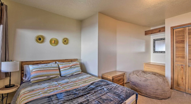 Апартаменты Warm Townhome w/ Sauna at Angel Fire Ski Lift