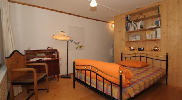 BnB Hasatrog Jenaz, Book Bed and Breakfast  