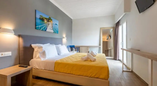 Трёхместный номер Standard Cameo Beach Resort