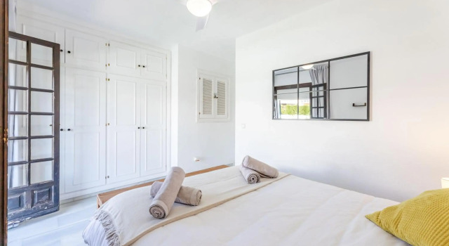 Casa Jardines del Sol J5, Забронировать Отель Отели Марбелья с парковкой, Парковка