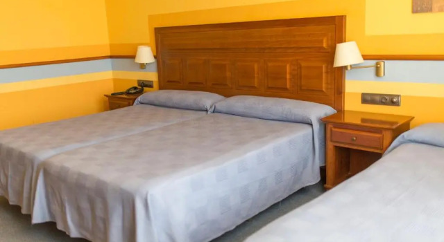 Трёхместный номер Silken Antequera Hills
