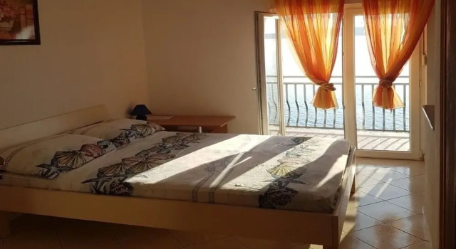 Domagoj - on the Beach - SA5 Bijeli