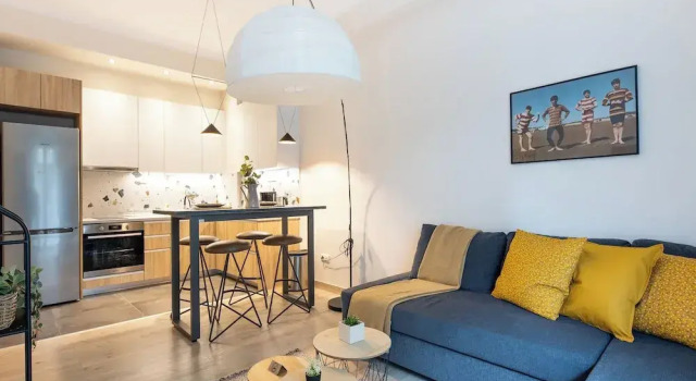 The Beatles 2-BR Apartment in Athens