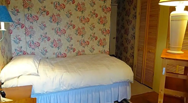 Номер Standard с видом на озеро Eagles Nest Resort