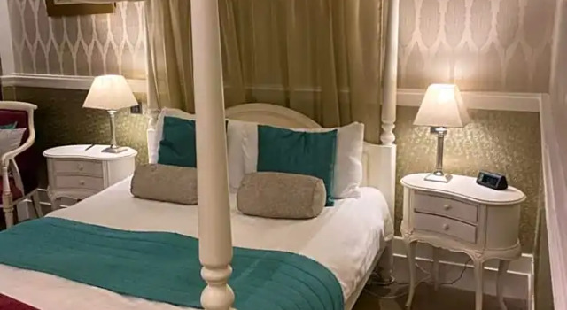 Полулюкс Langtry Manor Hotel