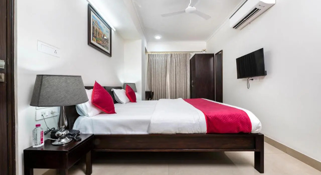 Palm Stay - Studios & Rooms