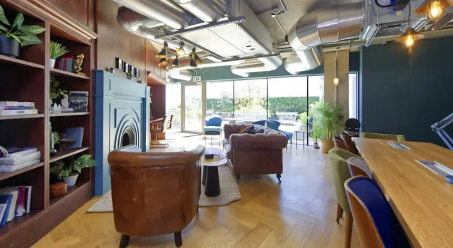 Stylish Student Studio Minutes From Central London