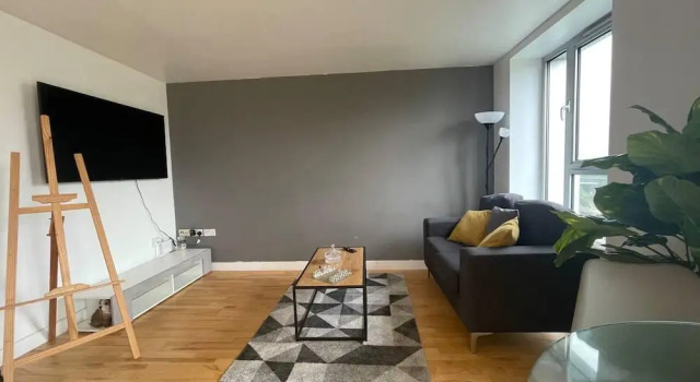 Апартаменты Beautiful 1-bed Apartment in Manchester City