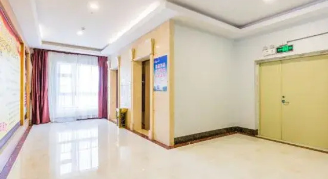 Shaqiao Hotel (Foshan West Railway Station), Boek Hotel Hotels in Guangdong met parkeren, Parkeren