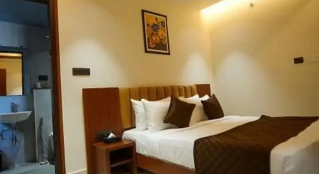 Hotel Harigovindas Express Mysore, Rezervovat Hotel Maisúr Bangalore