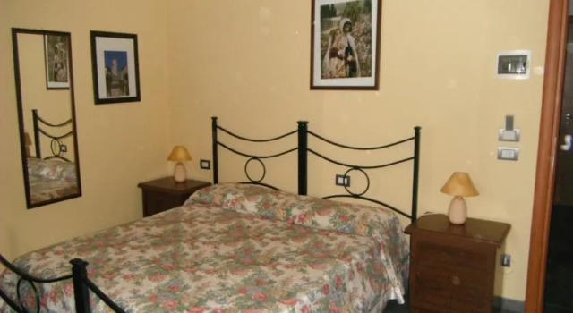 La Tana Degli Artisti, Prenota Hotel Novoli - San Donato Firenze