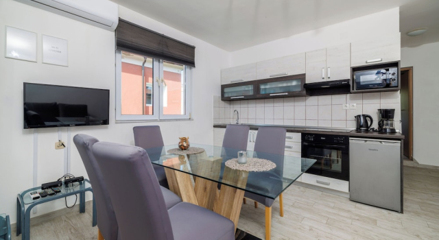 Апартаменты с балконом Apartments Toni