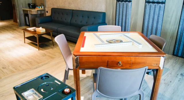 Четырёхместный номер Standard с балконом Kuei Ti Wan Hotel