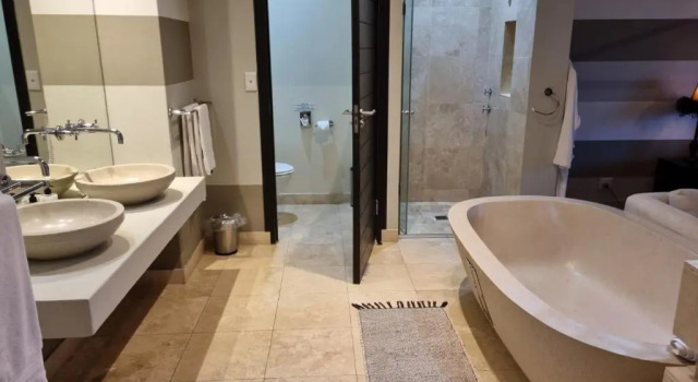 Люкс Lodge On The Lake and Wellness Spa