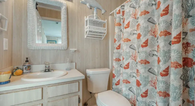 Loony Dunes by Topsail Realty, Забронировать Отель Отели Холли Ридж с парковкой, Парковка