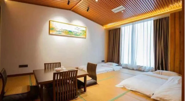 Люкс Howard Johnson by Wyndham Hot Springs Hotel Chaozhou