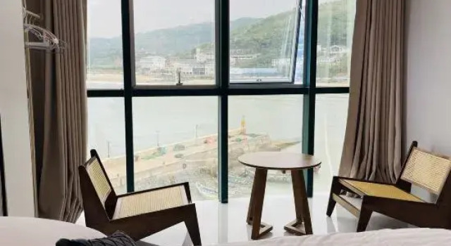 Люкс с 4 комнатами с видом на море Darwin Resort