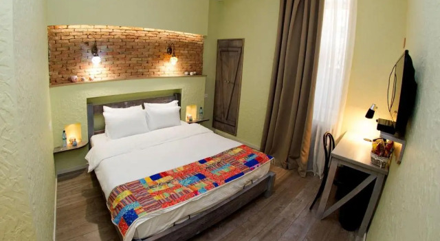 No12 Boutique Hotel, Забронировать Бутик-отель Бутик-отели Тбилиси, рядом с Tеатр имени Шота Руставели, Бутик-отель