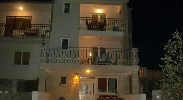 Apartment Marina, Забронировать Апартаменты/квартира Слатине 