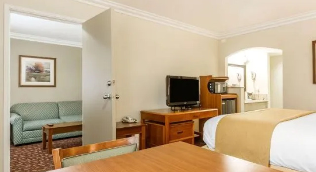 Люкс Quality Inn Sacramento Convention Center