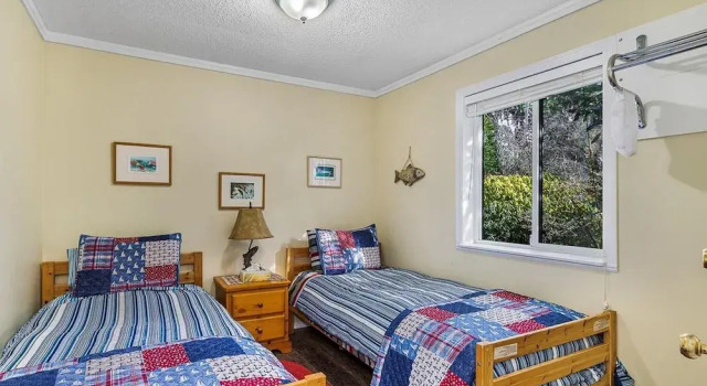 Номер Standard Salty Towers Oceanfront Cottages