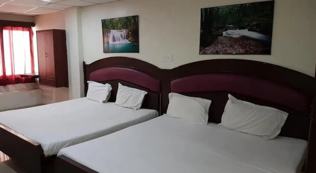 Одноместный номер Standard Hotel Sorrento Guest house Anna Nagar East Metro Shenoy Nagar metro budget monthly daily rooms