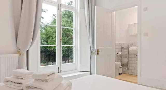 Elegant 1 Bedroom Apartment in Brixton, Varaa Huoneisto Asunnot kohteessa Merseyside, Huoneisto